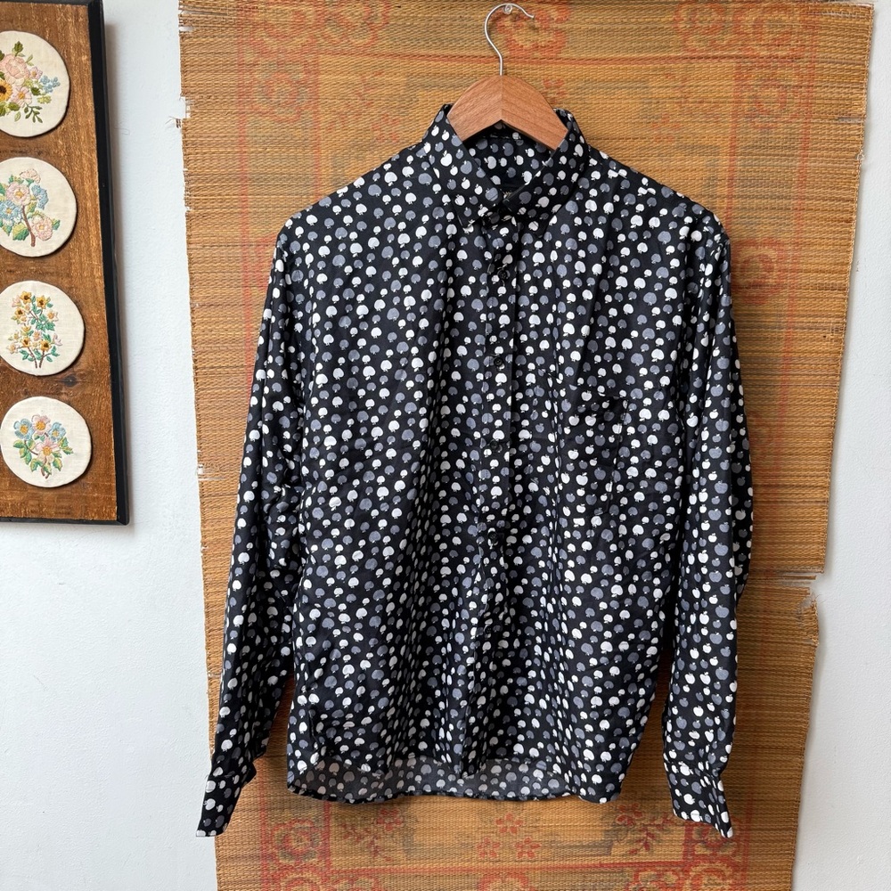 Black & White Apple Print Button-Up Shirt